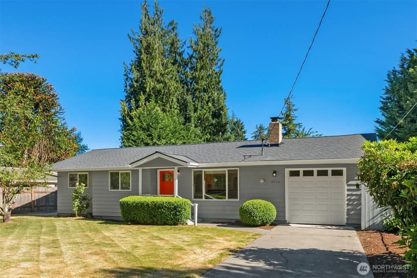 Property photo for 4910 Ne 7th Street, Renton photo 3