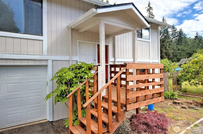 Property photo for 2064 Lake Boulevard, Shelton photo 4