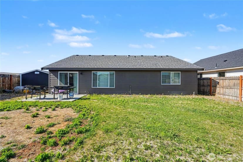 Property photo for 24 Parkside Loop, Ephrata photo 6
