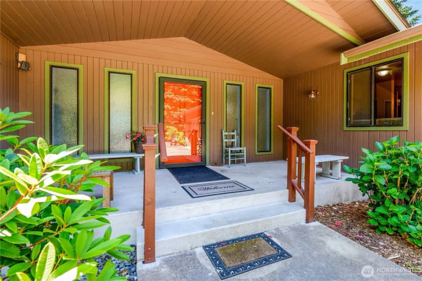 Property photo for 12 Kirner Ridge Lane, Sequim photo 3