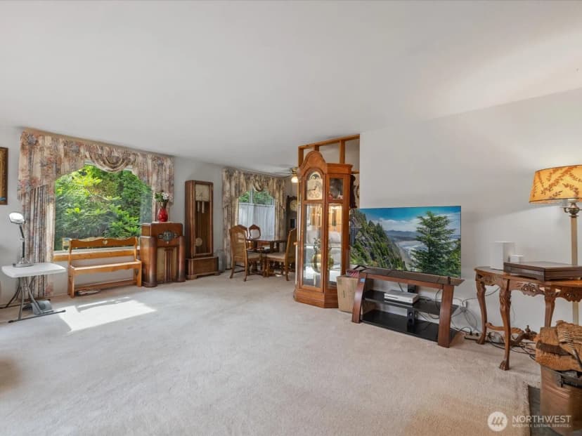 Property photo for 2345 N 130th Street, Seattle photo 13
