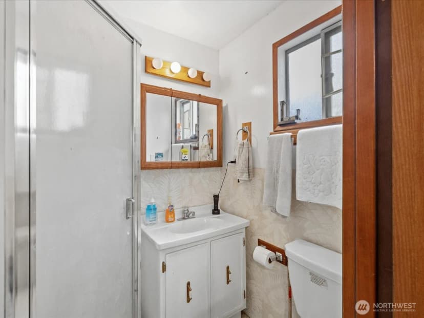Property photo for 2345 N 130th Street, Seattle photo 19