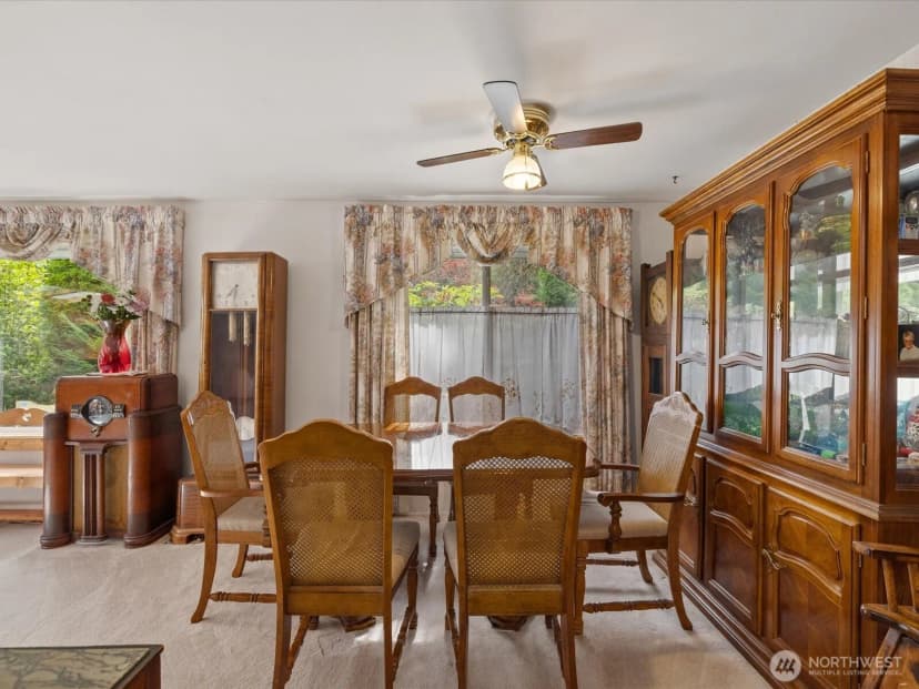 Property photo for 2345 N 130th Street, Seattle photo 11