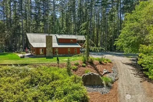 Property photo for 5154 Strider Road, Langley photo 3