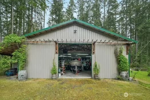 Property photo for 5154 Strider Road, Langley photo 32