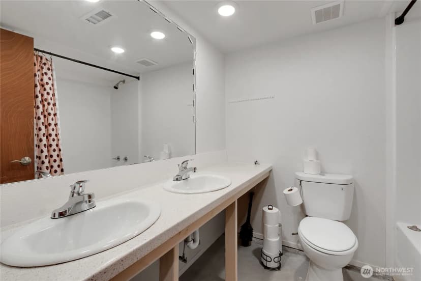 Property photo for 12311 Holtz Road E, Eatonville photo 17