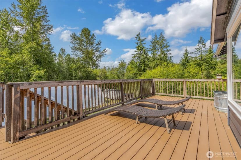 Property photo for 12311 Holtz Road E, Eatonville photo 26