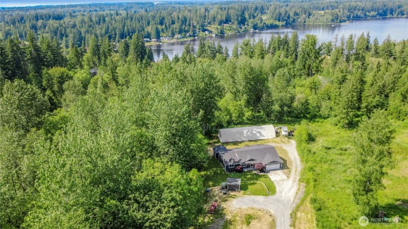 Property photo for 12311 Holtz Road E, Eatonville photo 28
