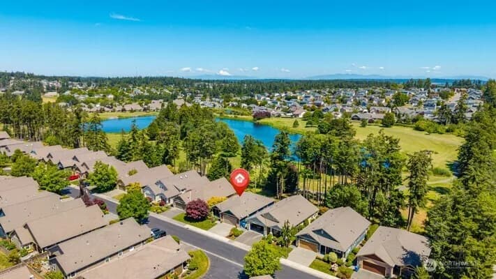 Property photo for 1844 Sw Aberdeen Court, Oak Harbor photo 4