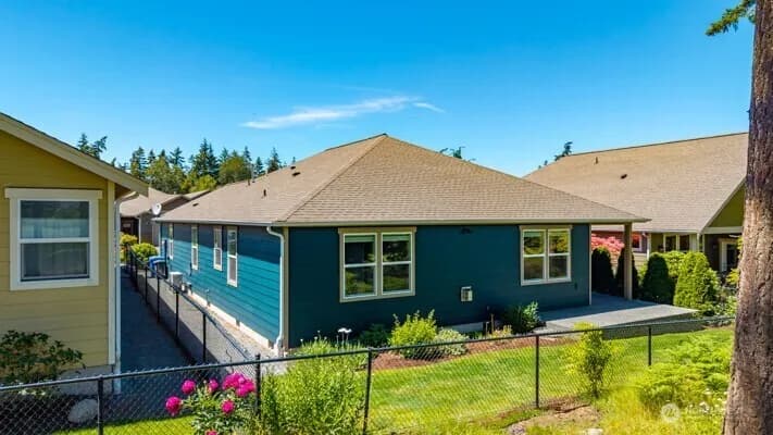 Property photo for 1844 Sw Aberdeen Court, Oak Harbor photo 29
