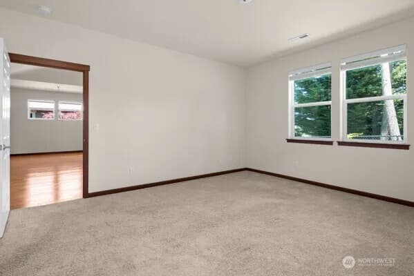 Property photo for 1844 Sw Aberdeen Court, Oak Harbor photo 18