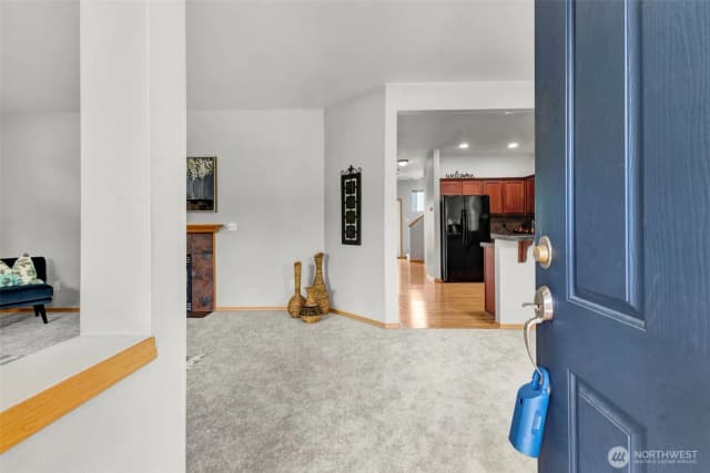 Property photo for 6219 Park St E, Fife photo 4