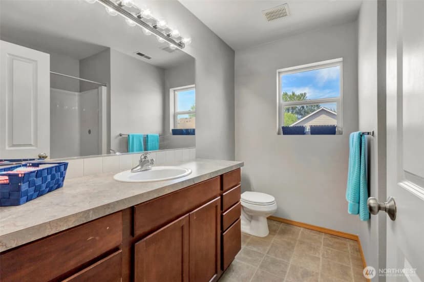 Property photo for 6219 Park St E, Fife photo 16