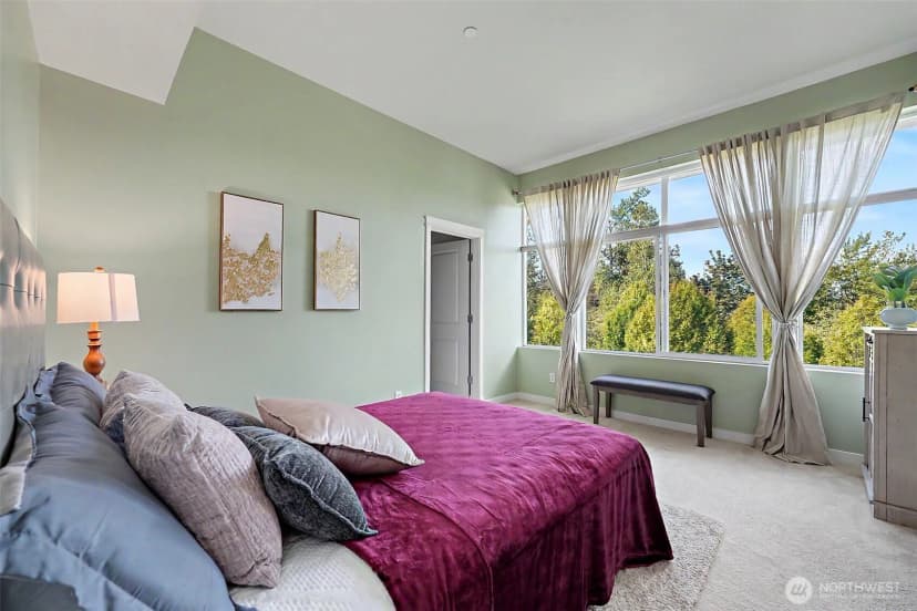 Property photo for 1748 24th Avenue Ne, Issaquah photo 14