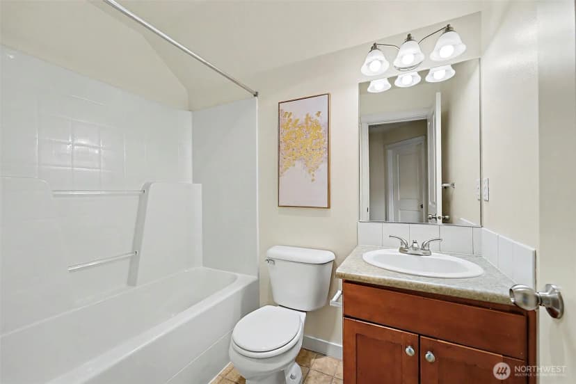 Property photo for 1748 24th Avenue Ne, Issaquah photo 18