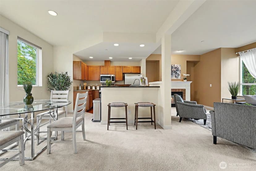 Property photo for 1748 24th Avenue Ne, Issaquah photo 4