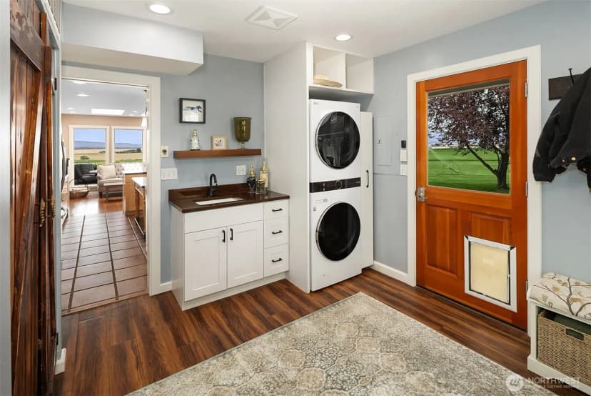 Property photo for 1401 Emerson Road, Ellensburg photo 19