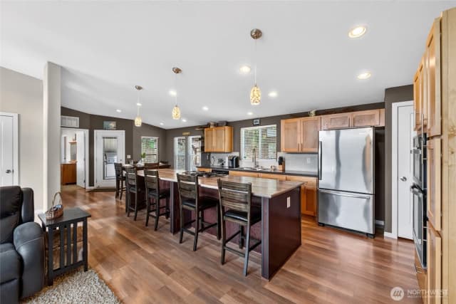 Property photo for 40109 32nd Avenue S, Roy