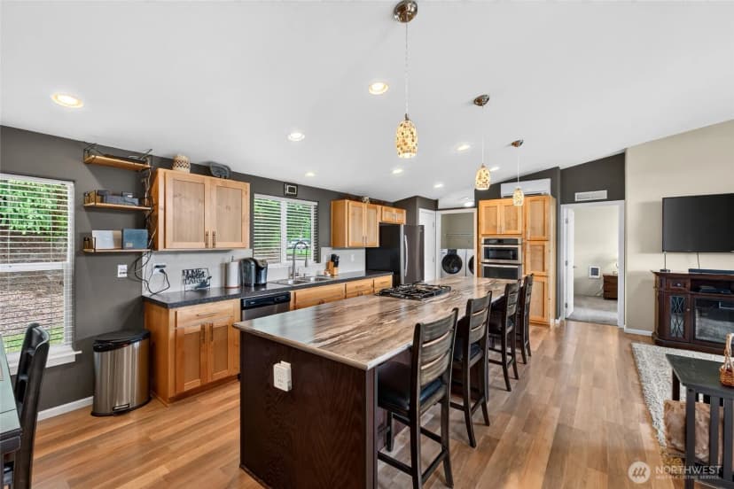 Property photo for 40109 32nd Avenue S, Roy photo 13