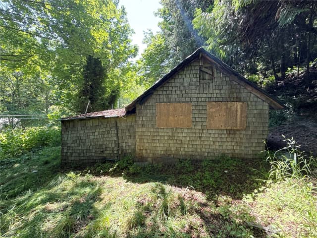 Property photo for 1020 S Valley Street, Port Angeles photo 2