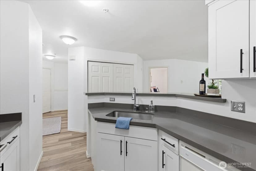 Property photo for 727 114th Street Sw #x202, Everett photo 14