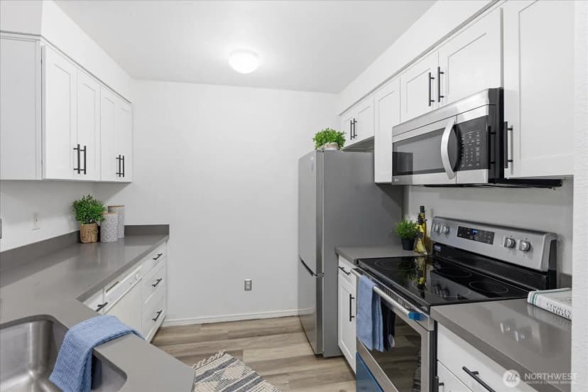 Property photo for 727 114th Street Sw #x202, Everett photo 12