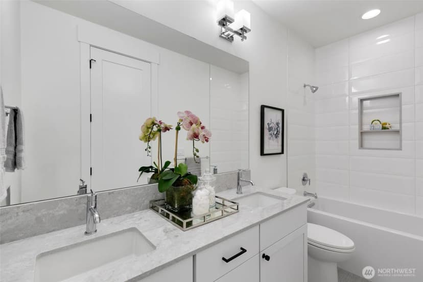 Property photo for 4526 89th Avenue Se, Mercer Island photo 16