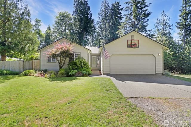 Property photo for 15626 Lindsay Road Se, Yelm