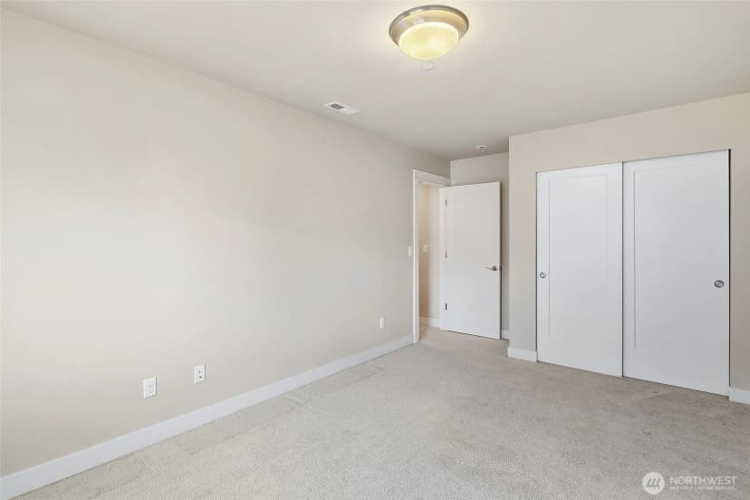 Property photo for 6028 37th Place Ne, Marysville photo 23