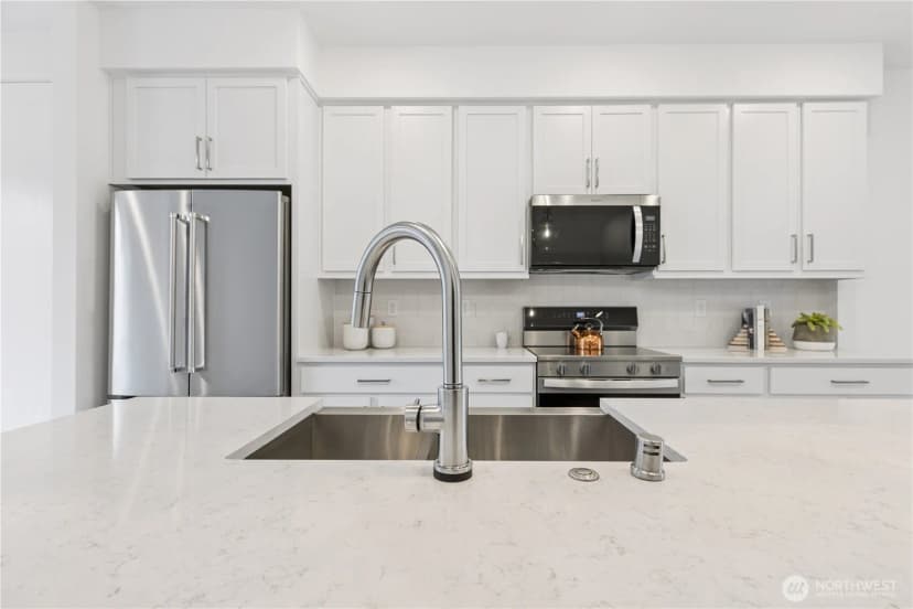 Property photo for 1188 Waterfall Way Se #1802, North Bend photo 6