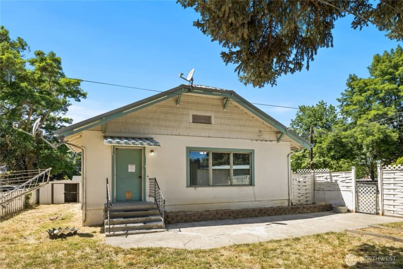 Property photo for 308 S Walnut Street, Ellensburg photo 3