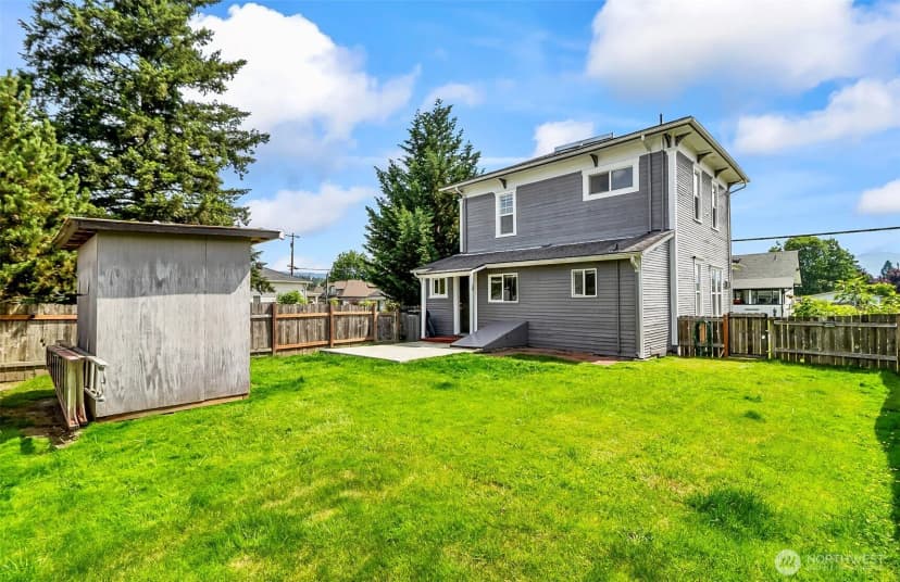 Property photo for 307 3rd Street, Sultan photo 3