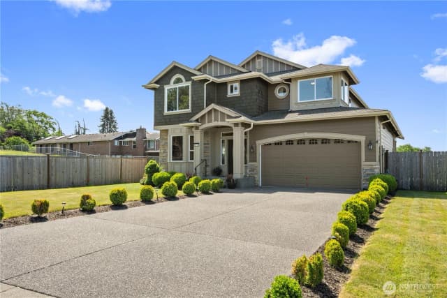 Property photo for 6916 37th Place Ne, Marysville photo 2