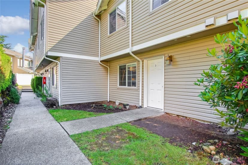 Property photo for 2100 S 336th Street #q3, Federal Way photo 2