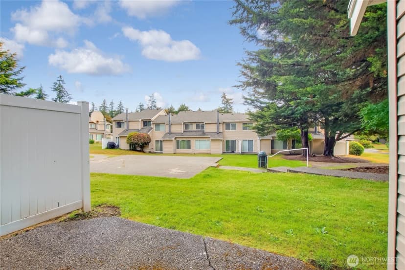 Property photo for 2100 S 336th Street #q3, Federal Way photo 19