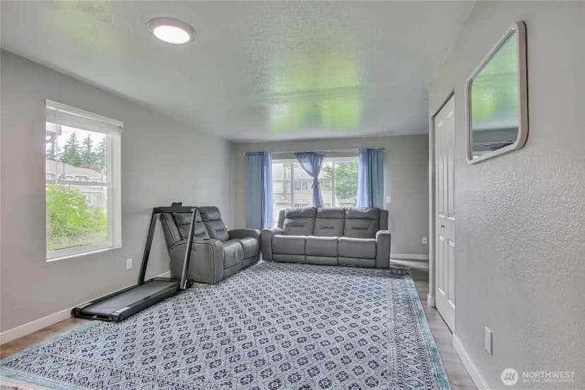 Property photo for 2100 S 336th Street #q3, Federal Way photo 6