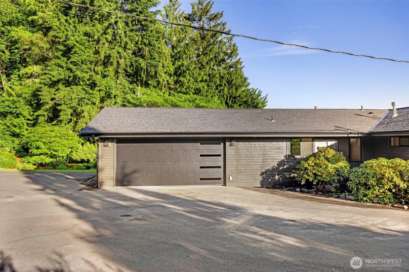 Property photo for 12303 206th Place Se, Issaquah photo 38