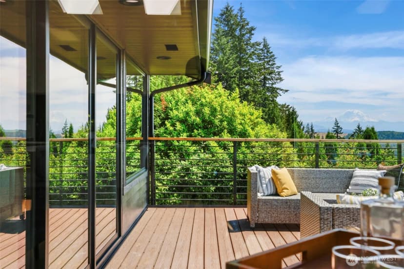 Property photo for 12303 206th Place Se, Issaquah photo 18