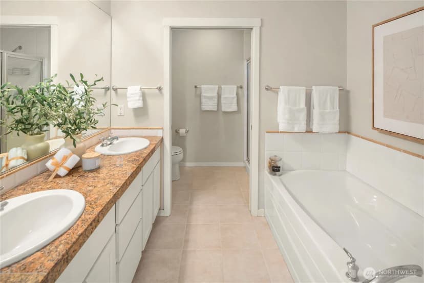 Property photo for 2901 Ne Blakeley Street #409, Seattle photo 16