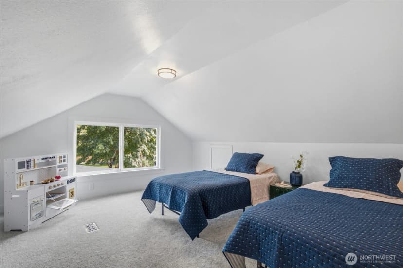 Property photo for 11822 24th Street E, Edgewood photo 25