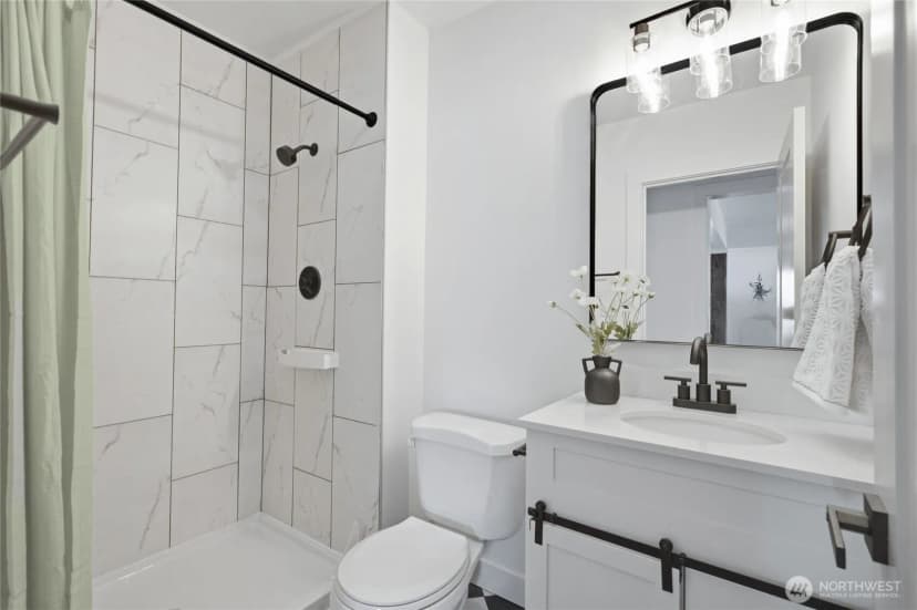 Property photo for 11822 24th Street E, Edgewood photo 21