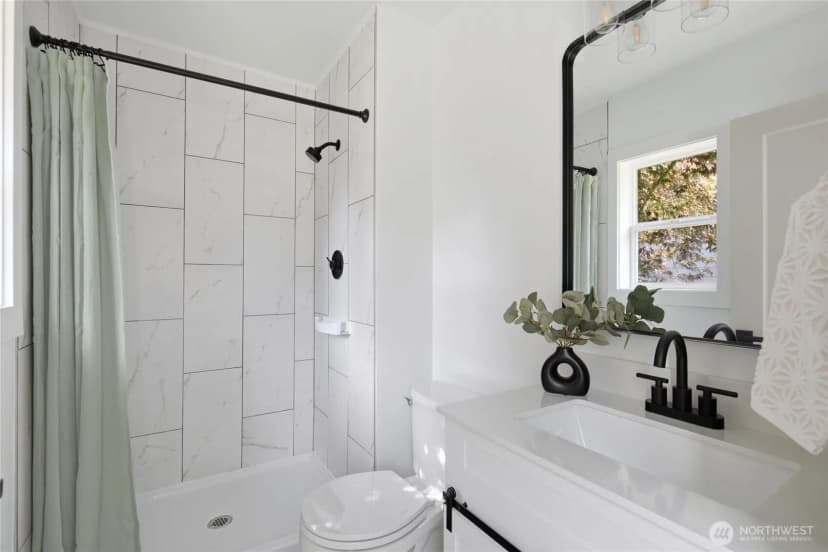 Property photo for 11822 24th Street E, Edgewood photo 19