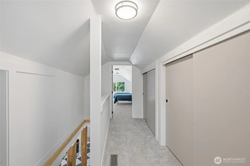 Property photo for 11822 24th Street E, Edgewood photo 22