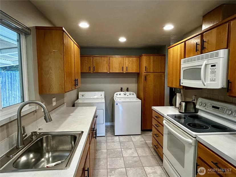 Property photo for 1105 S I St., Port Angeles photo 12