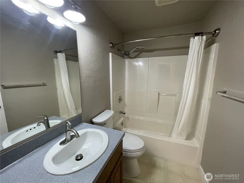 Property photo for 1105 S I St., Port Angeles photo 15