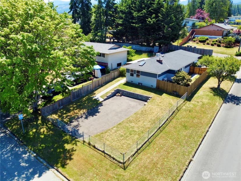 Property photo for 1105 S I St., Port Angeles photo 24