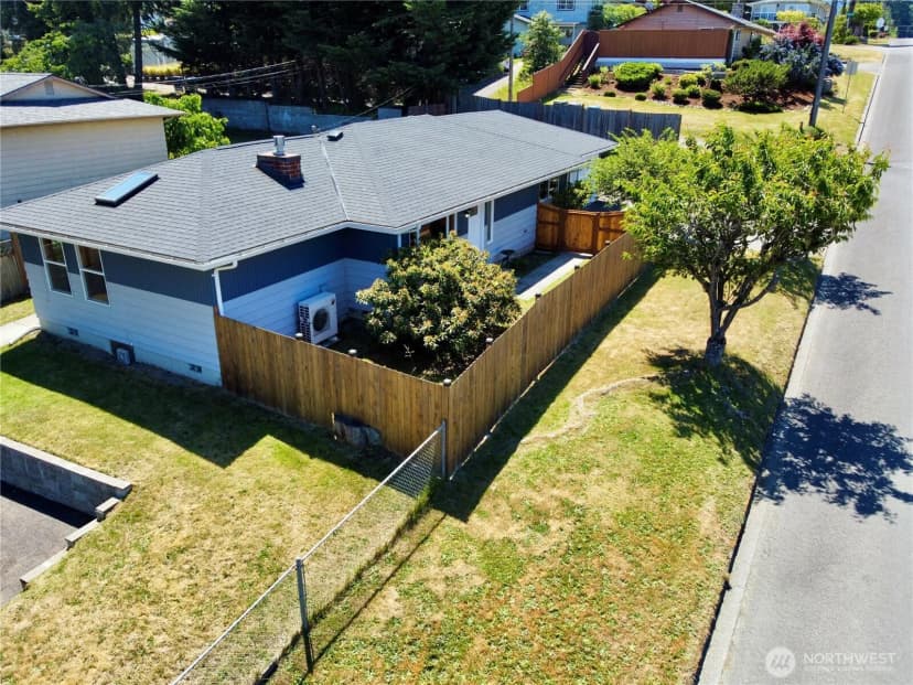 Property photo for 1105 S I St., Port Angeles photo 27