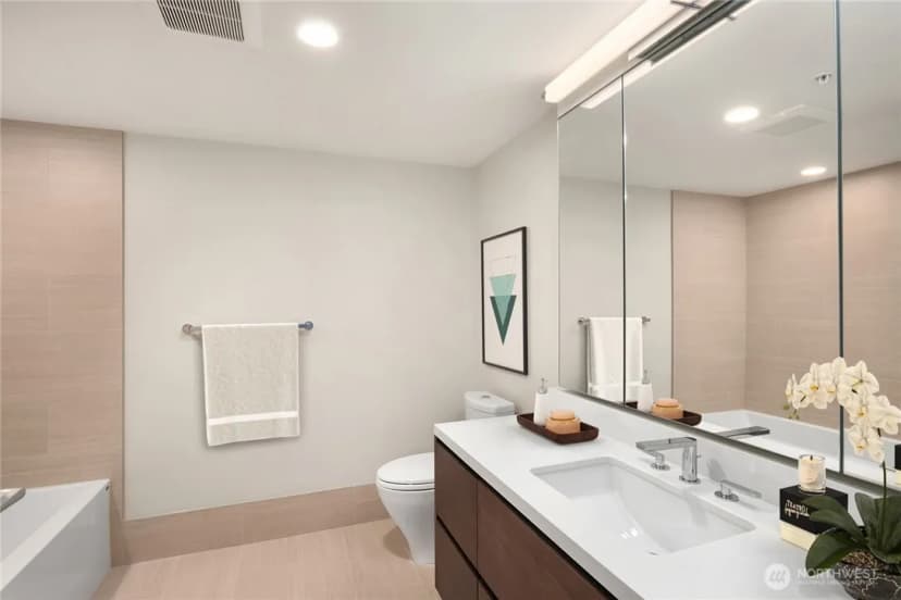 Property photo for 121 Stewart Street #1308, Seattle photo 12