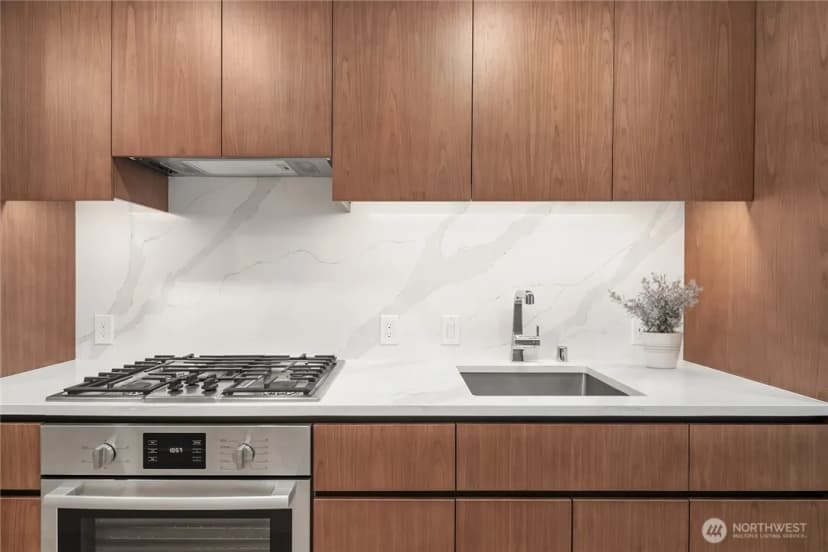 Property photo for 121 Stewart Street #1308, Seattle photo 9