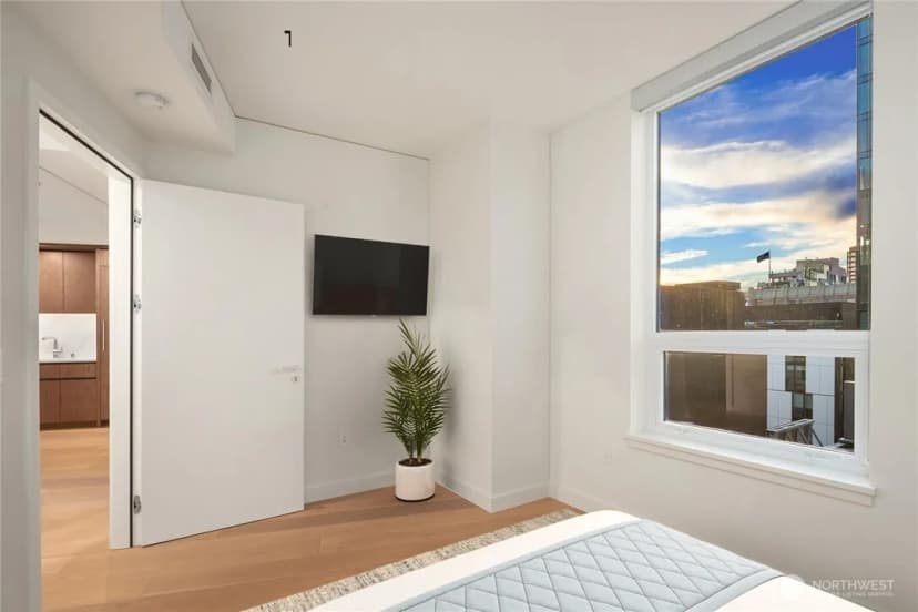 Property photo for 121 Stewart Street #1308, Seattle photo 16